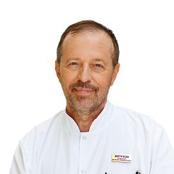 Lek. Piotr Lewandowski