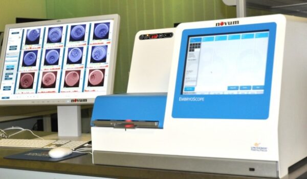 Embrioskop – stała, nieinwazyjna kontrola rozwoju zarodków.